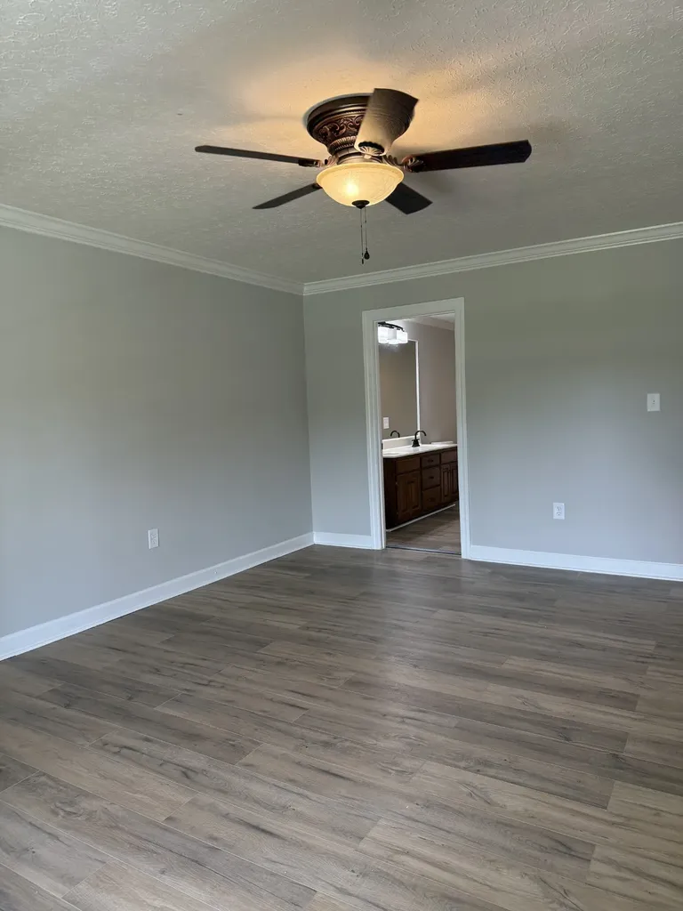 126 Simmons Lane Shelbyville TN 37160