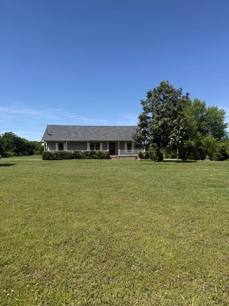 126 Simmons Lane Shelbyville TN 37160