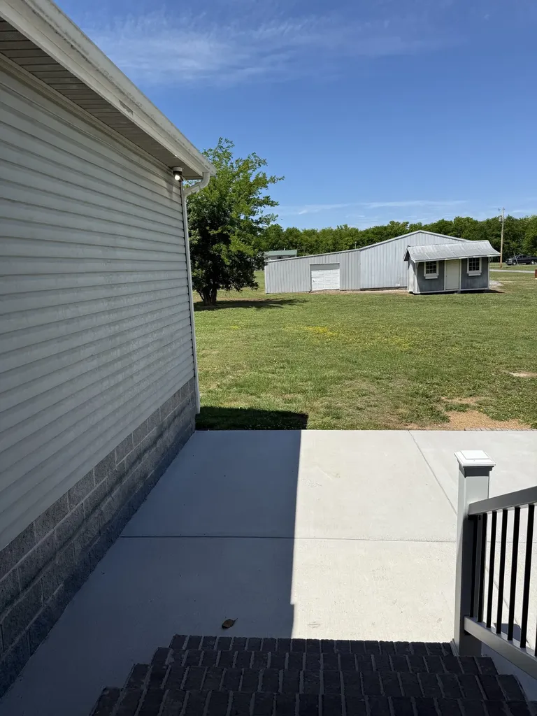 126 Simmons Lane Shelbyville TN 37160