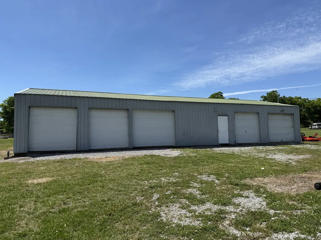 126 Simmons Lane Shelbyville TN 37160