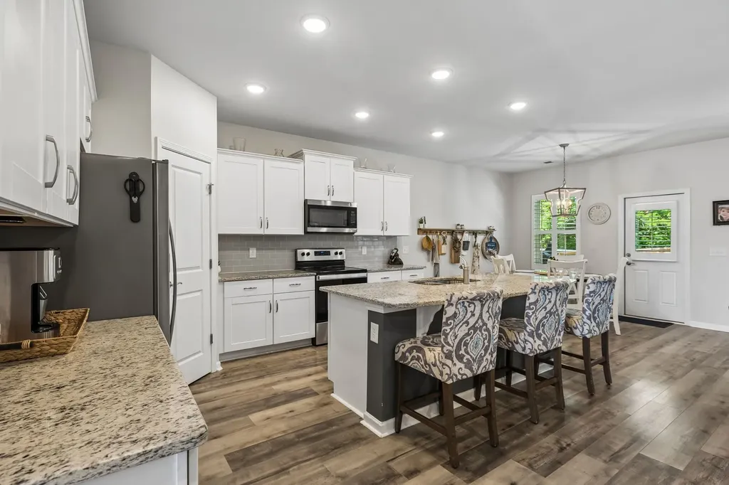 2106 Houston Bend Lebanon TN 37087