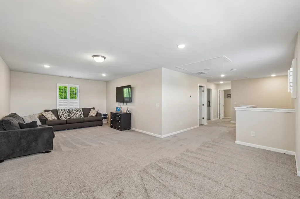 2106 Houston Bend Lebanon TN 37087