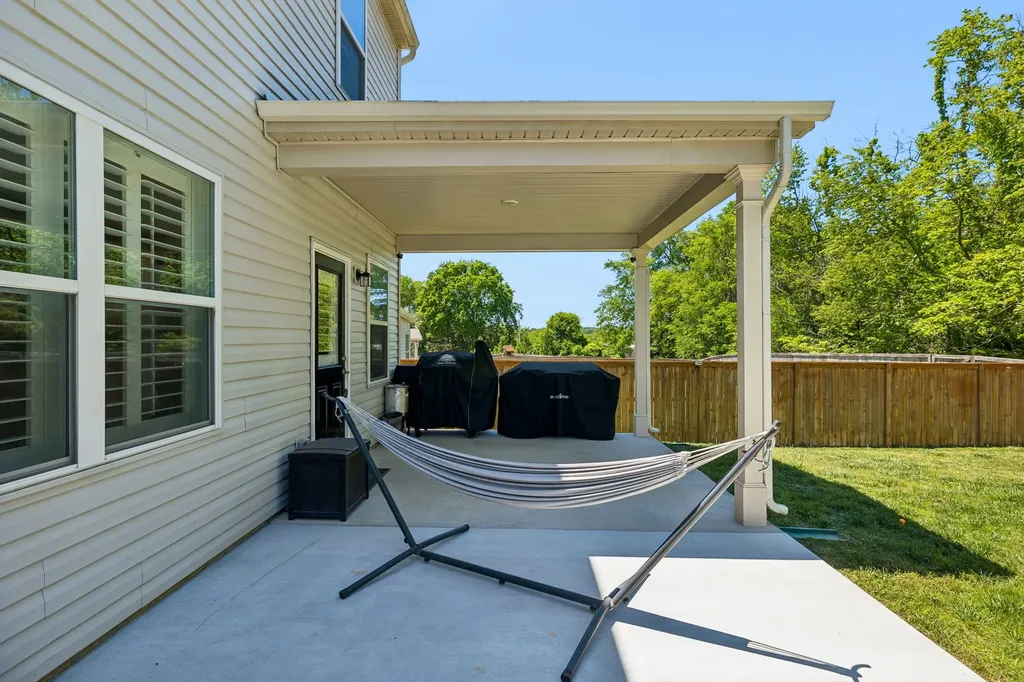 2106 Houston Bend Lebanon TN 37087