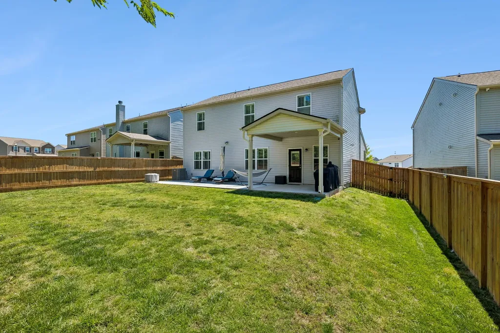2106 Houston Bend Lebanon TN 37087