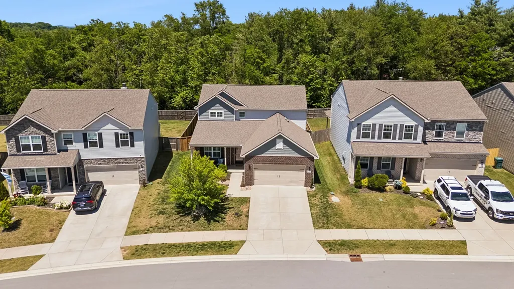 2106 Houston Bend Lebanon TN 37087