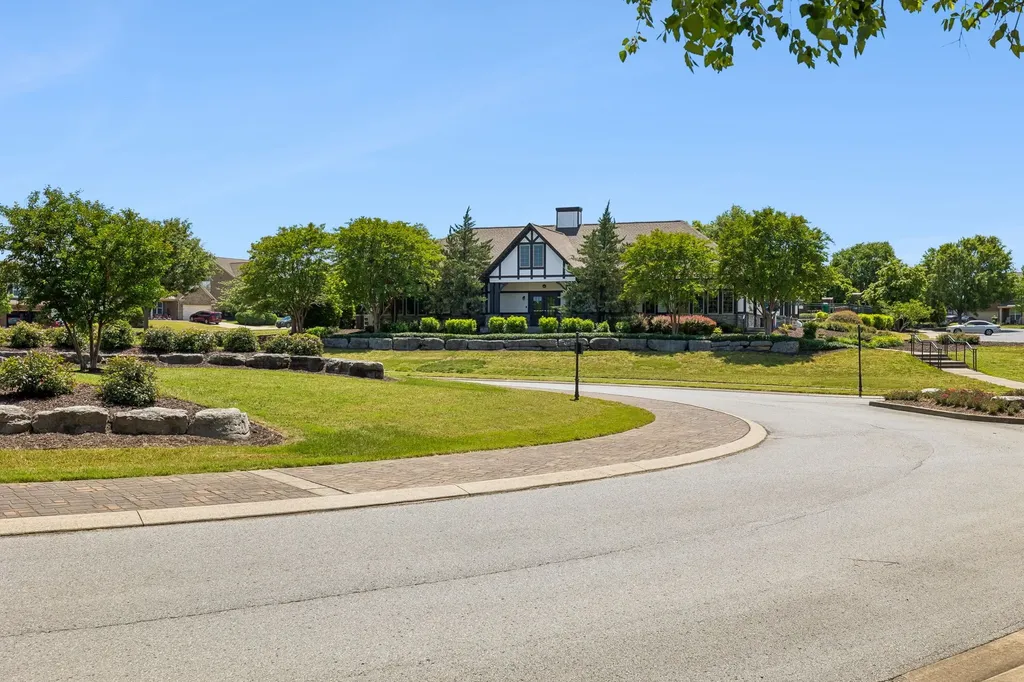2106 Houston Bend Lebanon TN 37087