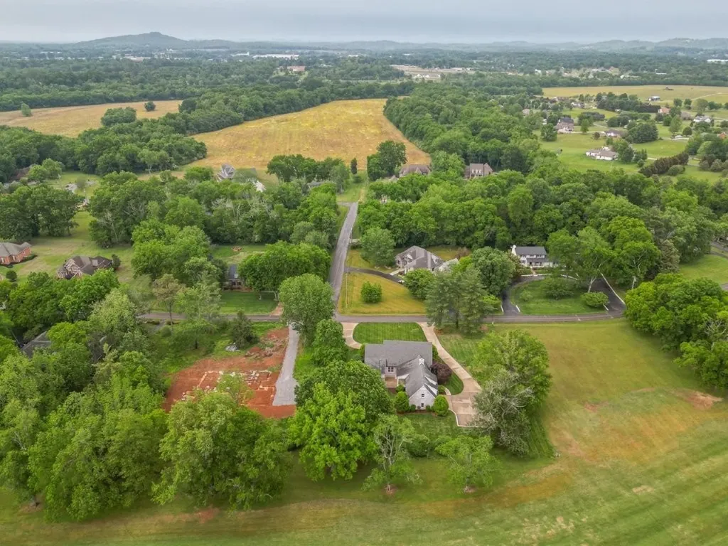 343 Riverbend Country Club Road Shelbyville TN 37160