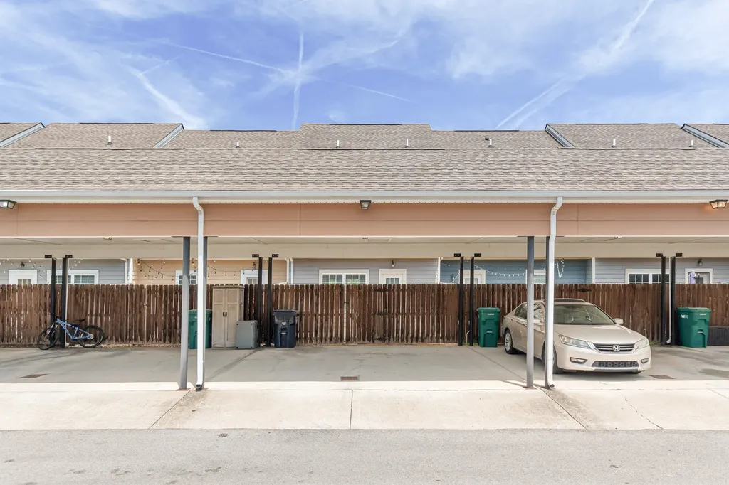 6727 Sunnywood Drive Nashville TN 37211
