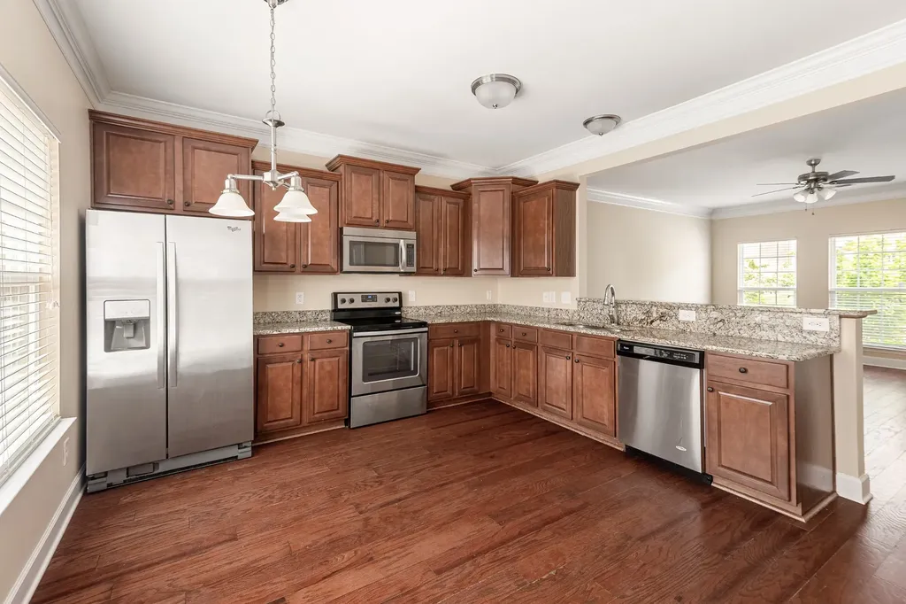 6727 Sunnywood Drive Nashville TN 37211