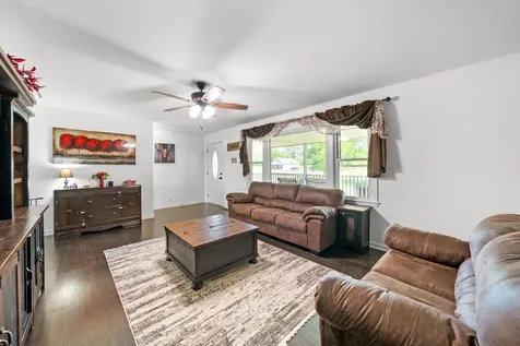 3824 Oakwood Road Woodlawn TN 37191