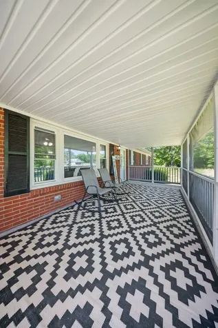 3824 Oakwood Road Woodlawn TN 37191