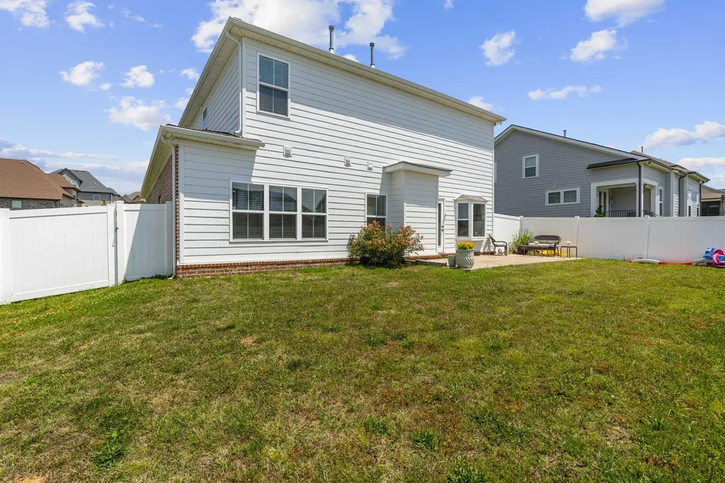 5543 Stonefield Drive Smyrna TN 37167