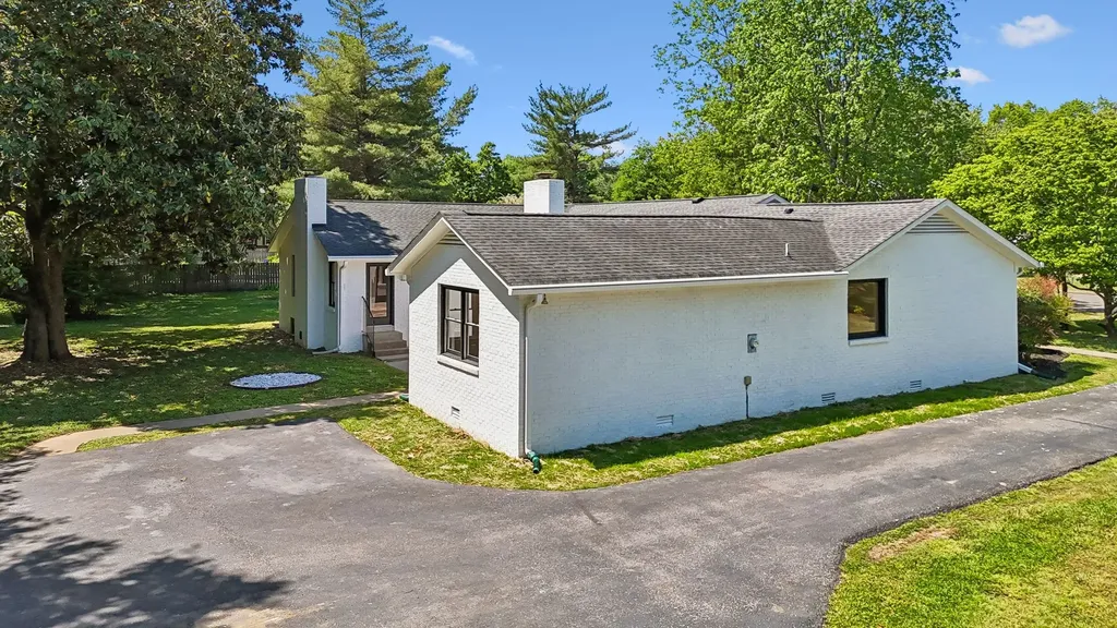 2250 Wiltshire Drive Murfreesboro TN 37129