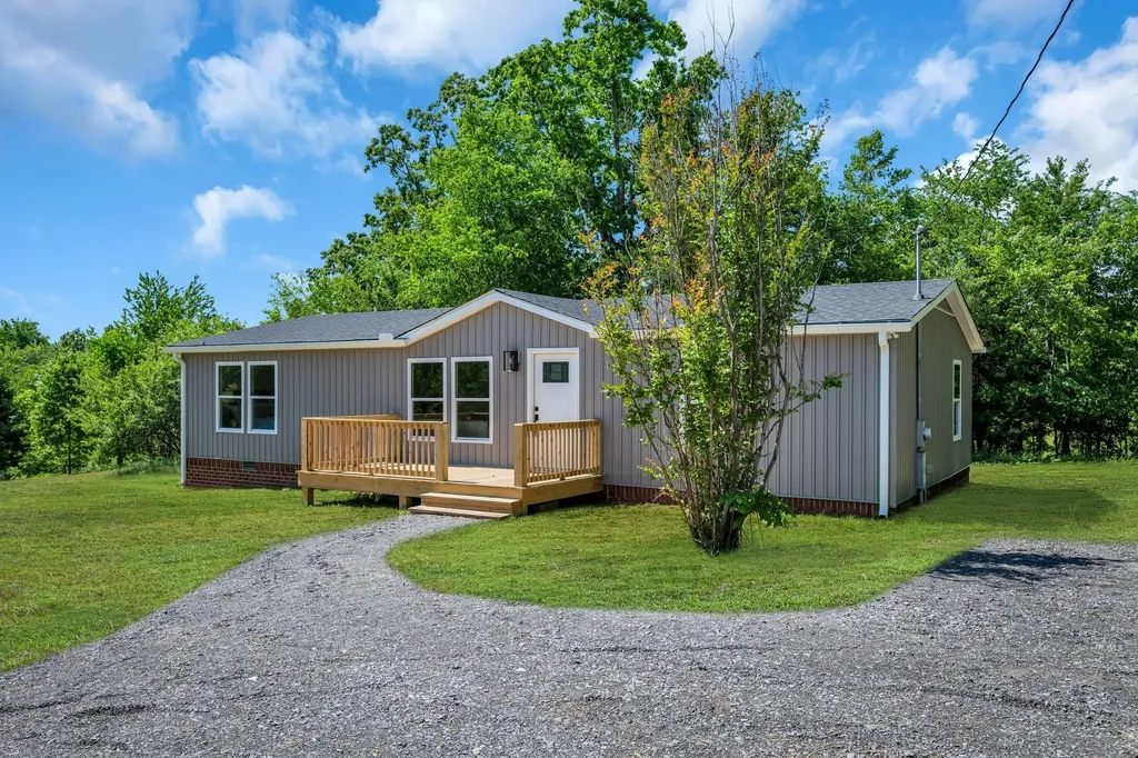13055 Hwy 70 East Mc Ewen TN 37101
