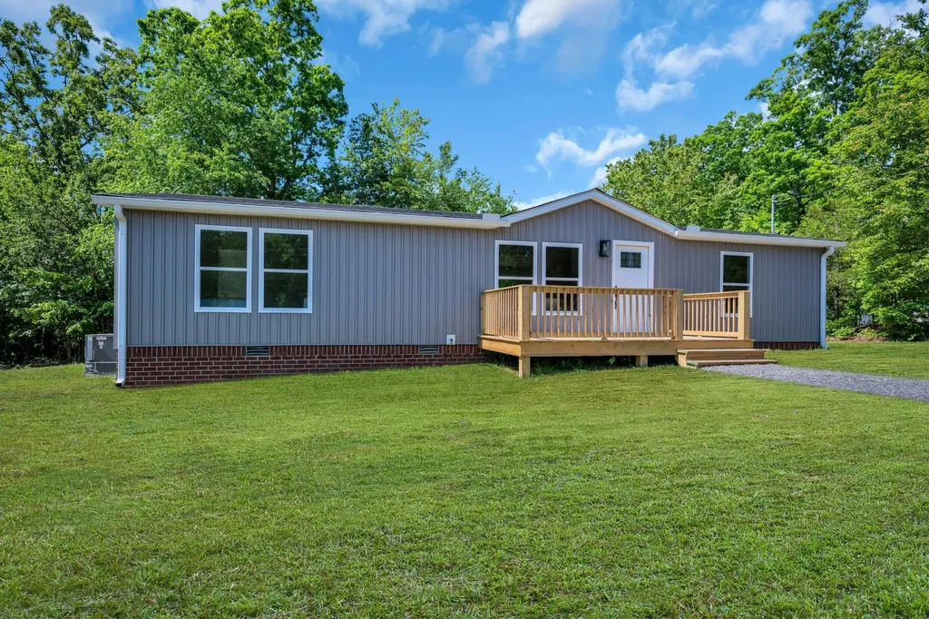 13055 Hwy 70 East Mc Ewen TN 37101