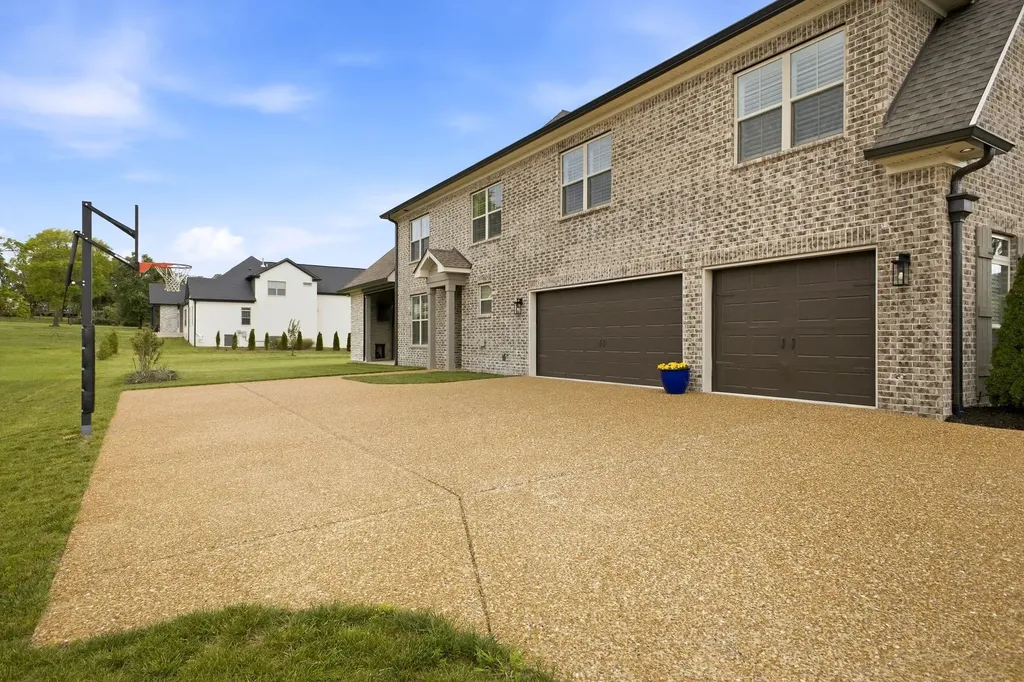 359 Broughton Street Gallatin TN 37066