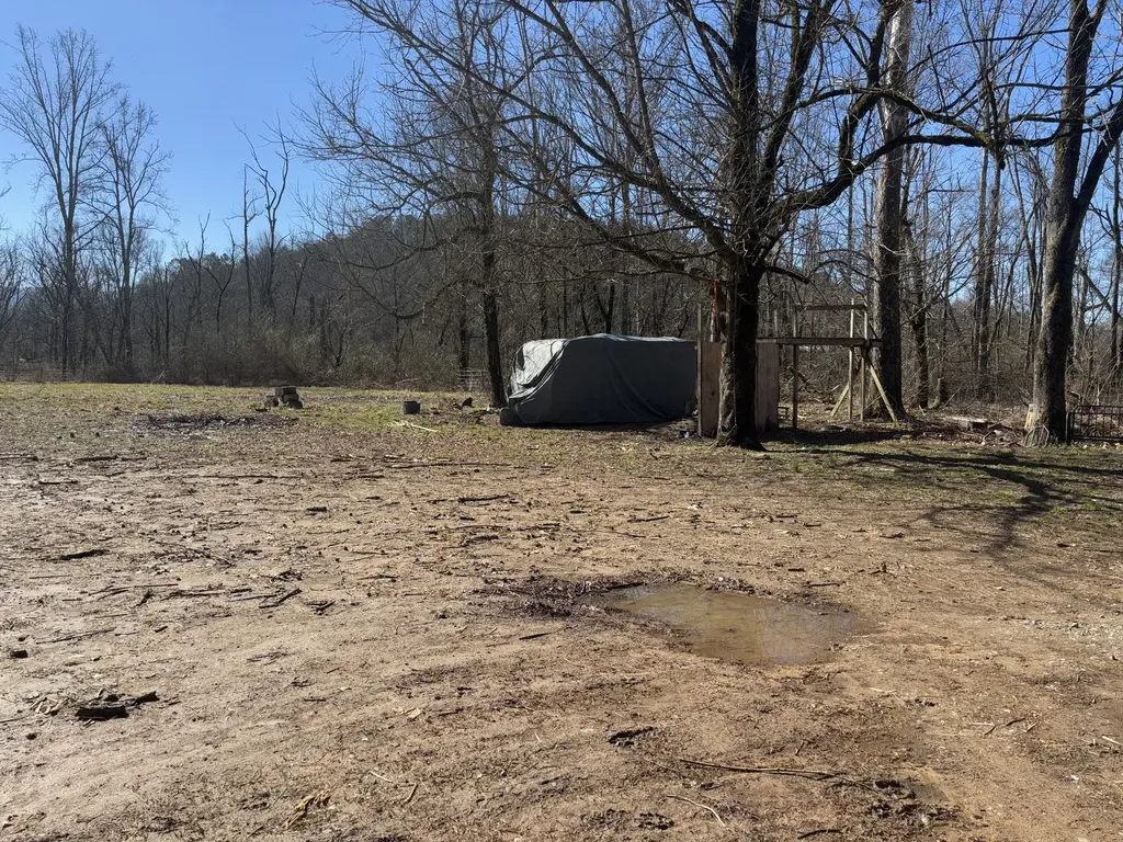 15634 Old State Highway 28 Pikeville TN 37367