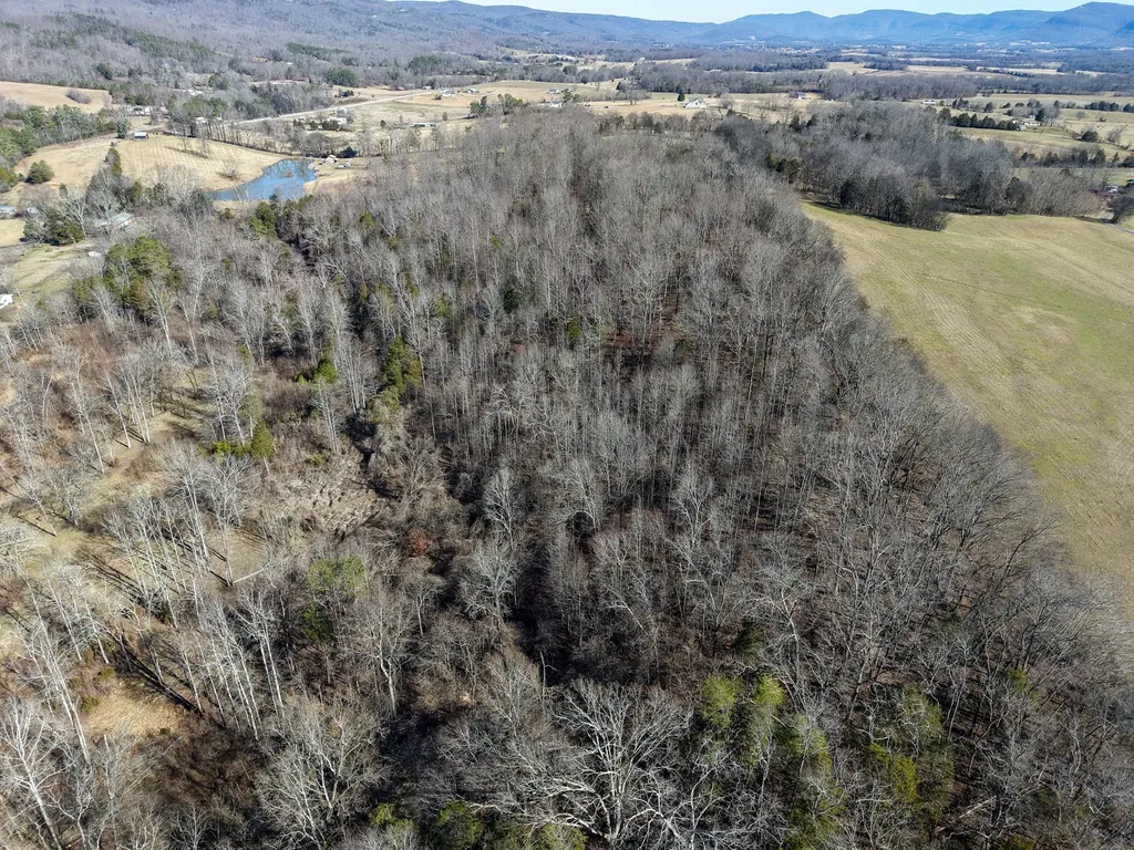 15634 Old State Highway 28 Pikeville TN 37367