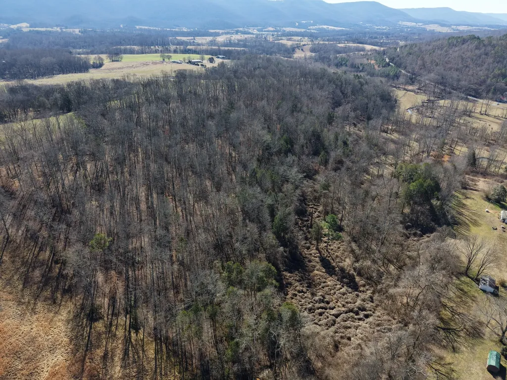 15634 Old State Highway 28 Pikeville TN 37367