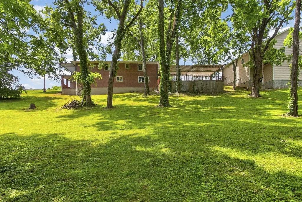 2226 Weona Drive Nashville TN 37214