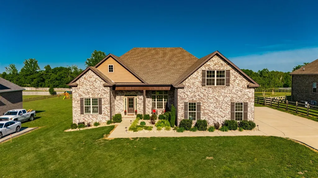 335 Drivers Lane Gallatin TN 37066