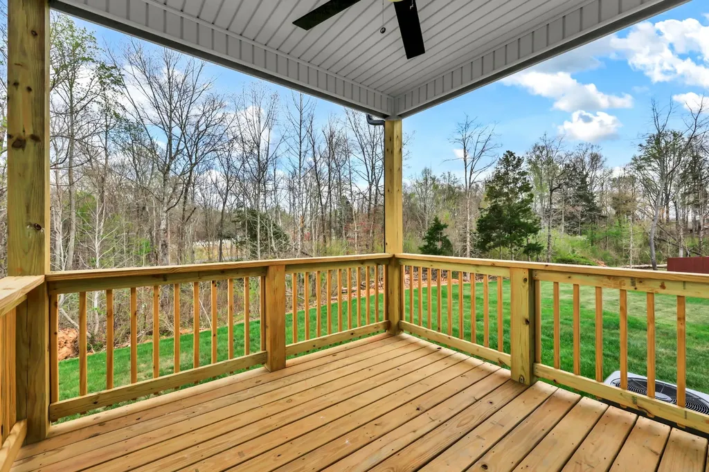 195 Leitrim Drive Clarksville TN 37042