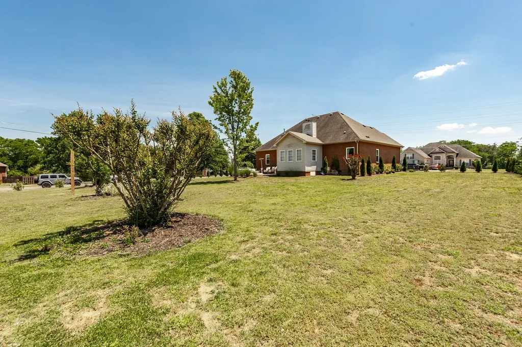 162 Mimosa Drive Gallatin TN 37066