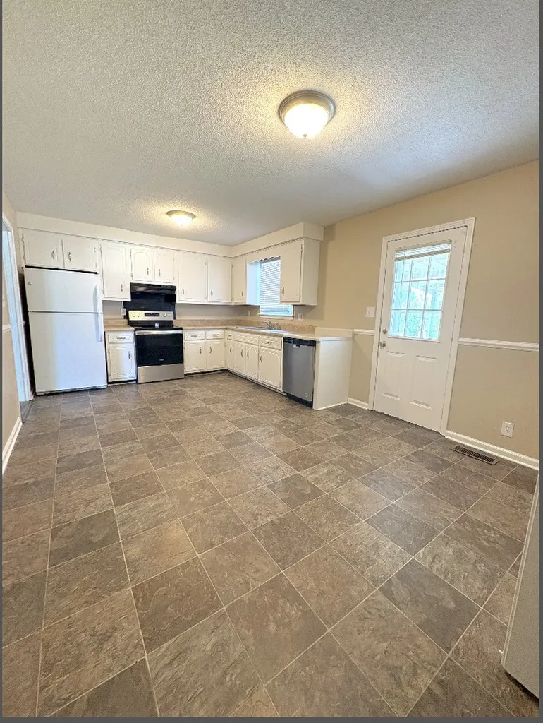 404 Carter Road Clarksville TN 37042