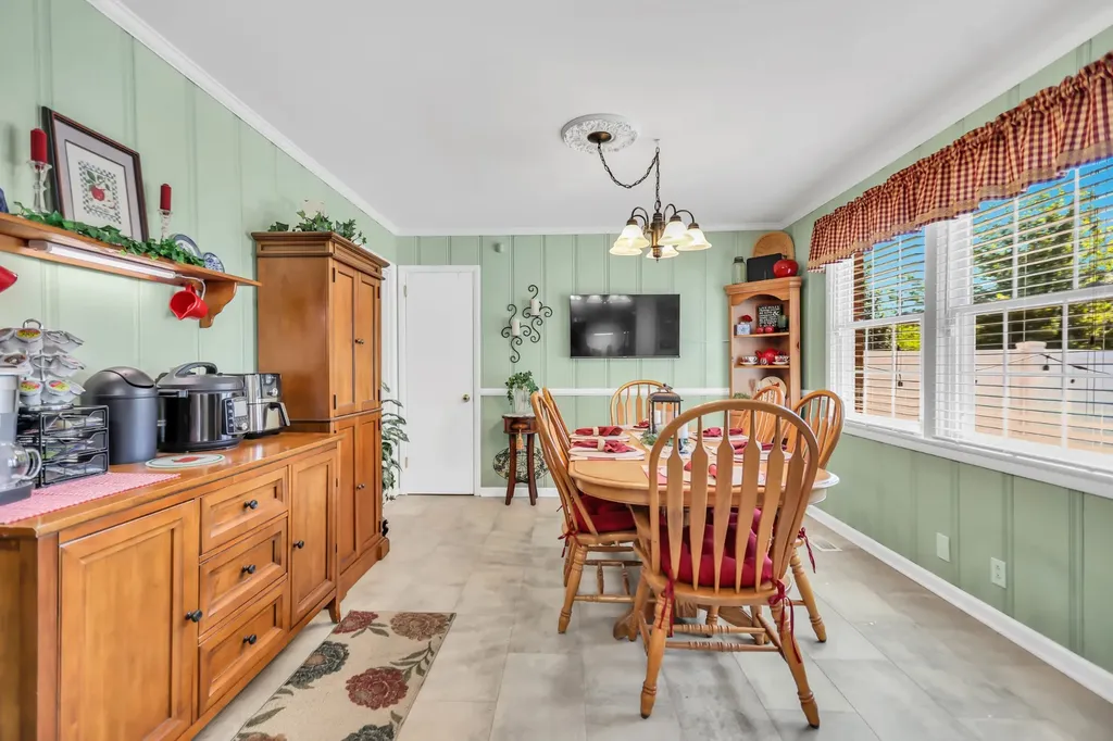 1018 N Graycroft Avenue Madison TN 37115