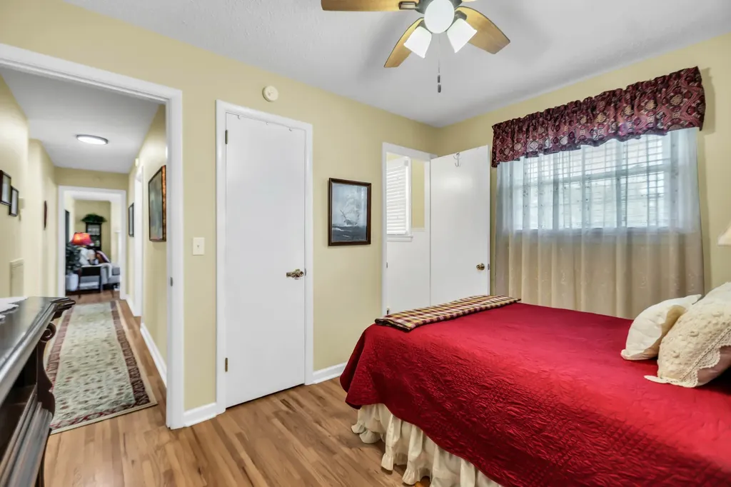 1018 N Graycroft Avenue Madison TN 37115