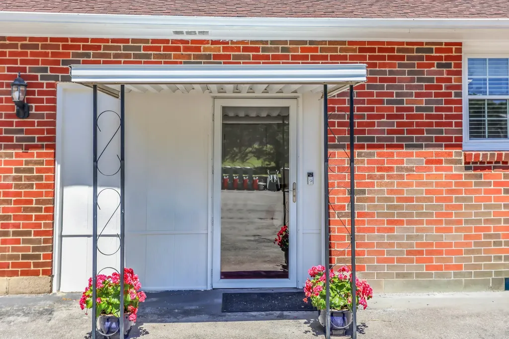 1018 N Graycroft Avenue Madison TN 37115