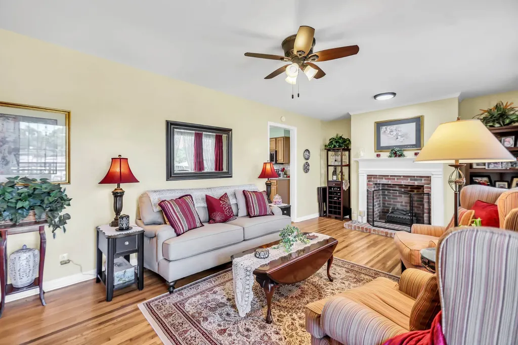 1018 N Graycroft Avenue Madison TN 37115