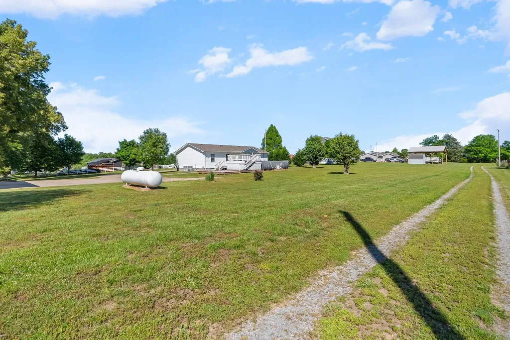 85 El Camino Real Drive Cadiz KY 42211