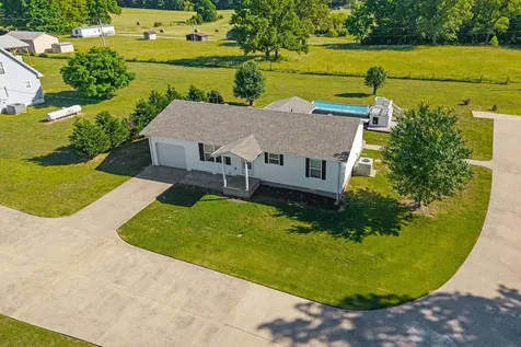 85 El Camino Real Drive Cadiz KY 42211