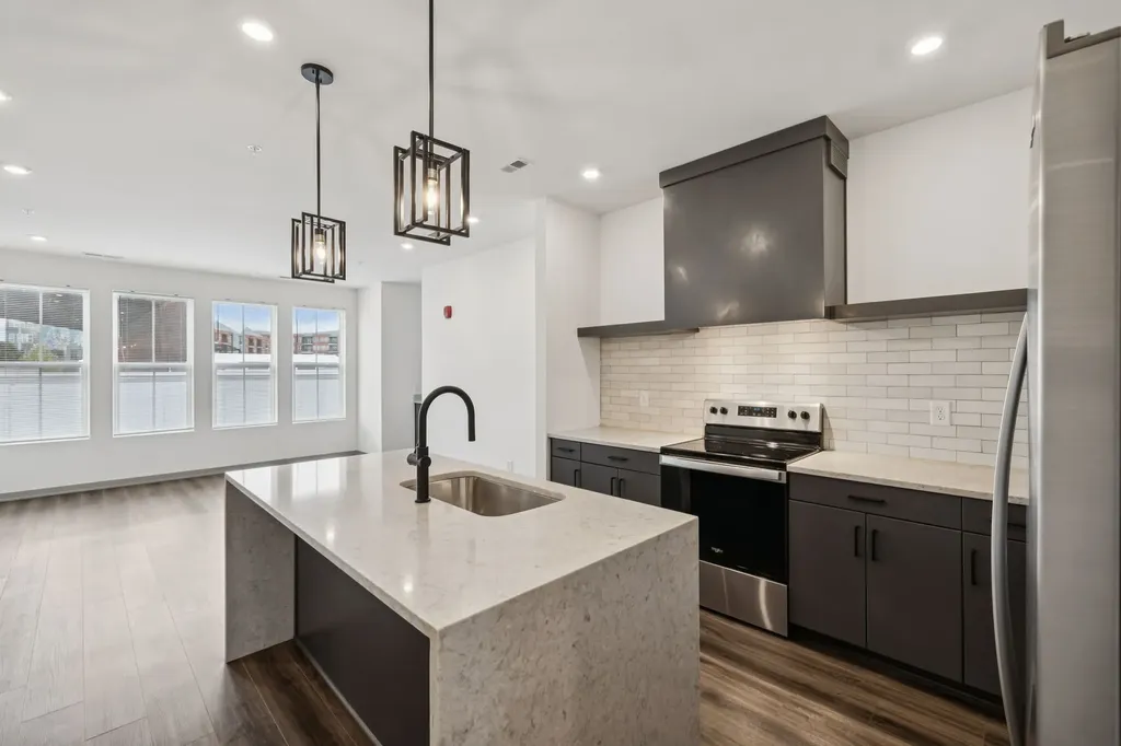 2038 Edison Park Lane Nashville TN 37209