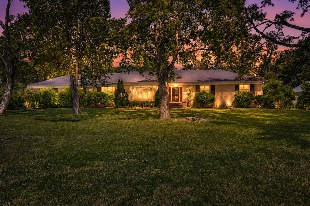 6412 Harding Pike Nashville TN 37205