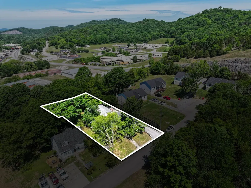 117 Vivian Lane Carthage TN 37030