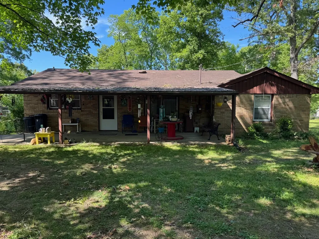 1729 Fountain Street White Bluff TN 37187