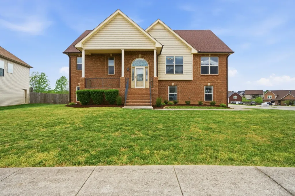 1700 Winterhaven Court Clarksville TN 37042