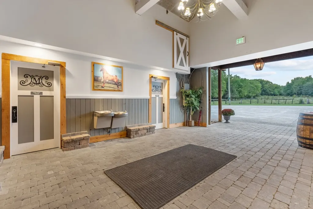1190 W Ellington Parkway Lewisburg TN 37091