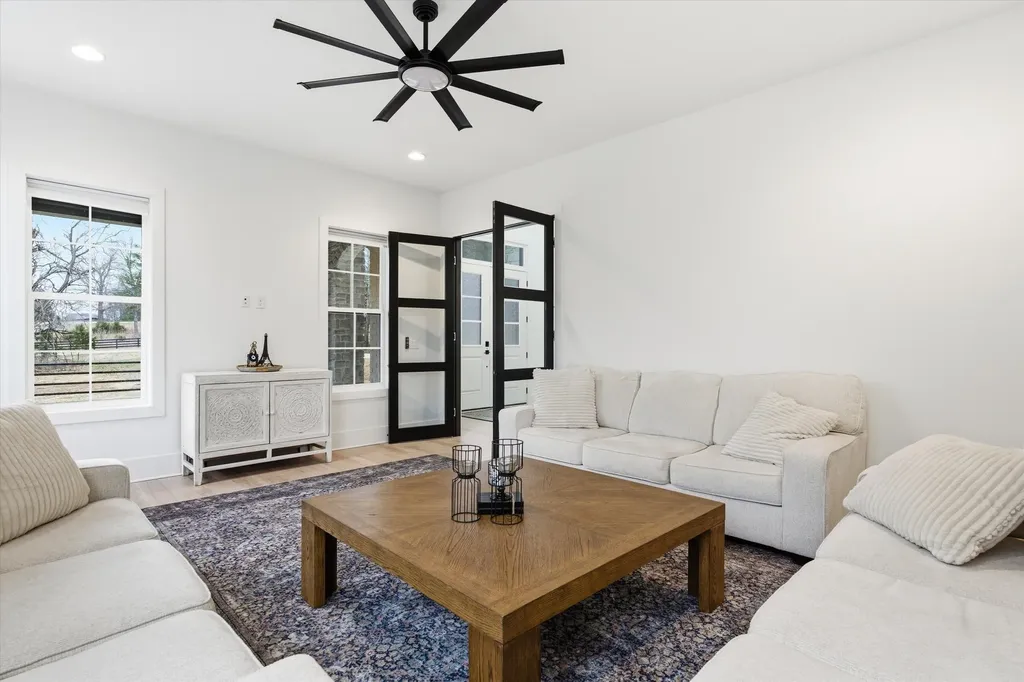 2085 Kidd Road Nolensville TN 37135