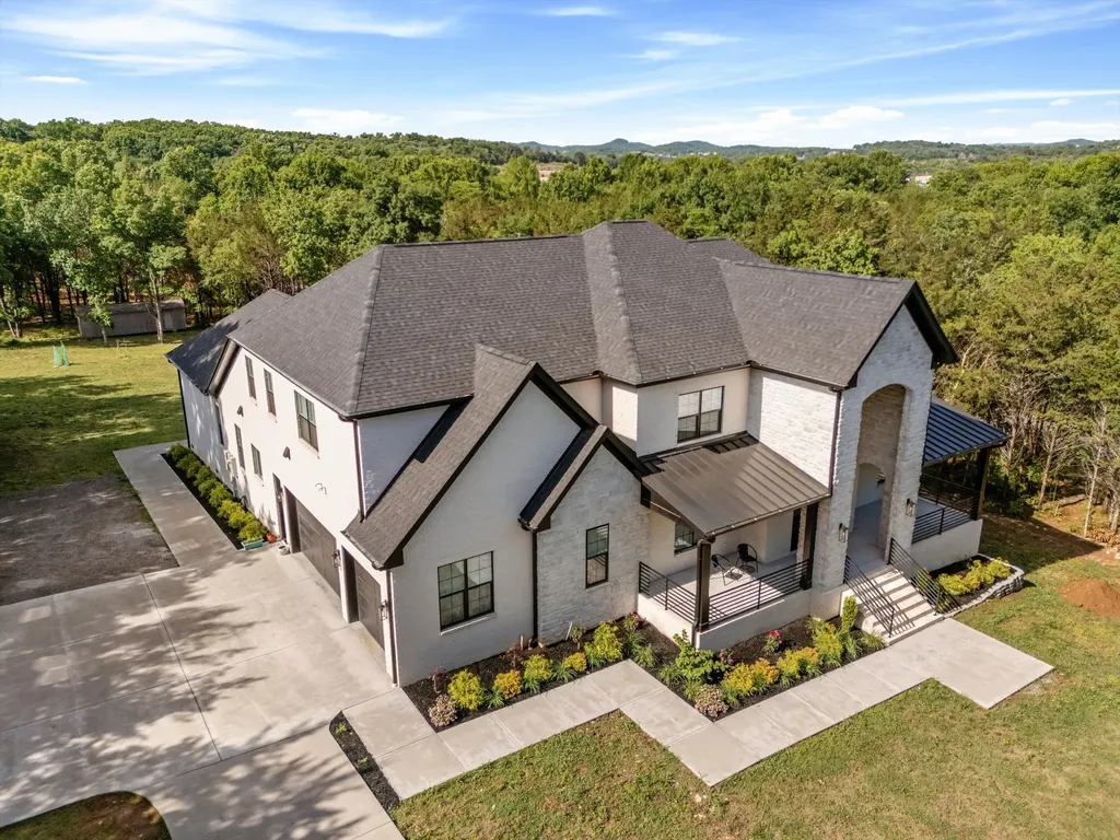 2085 Kidd Road Nolensville TN 37135