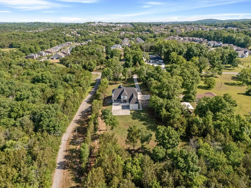 2085 Kidd Road Nolensville TN 37135