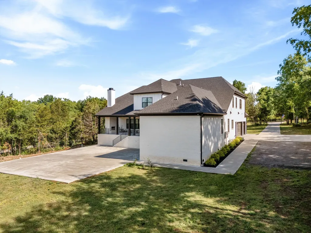 2085 Kidd Road Nolensville TN 37135