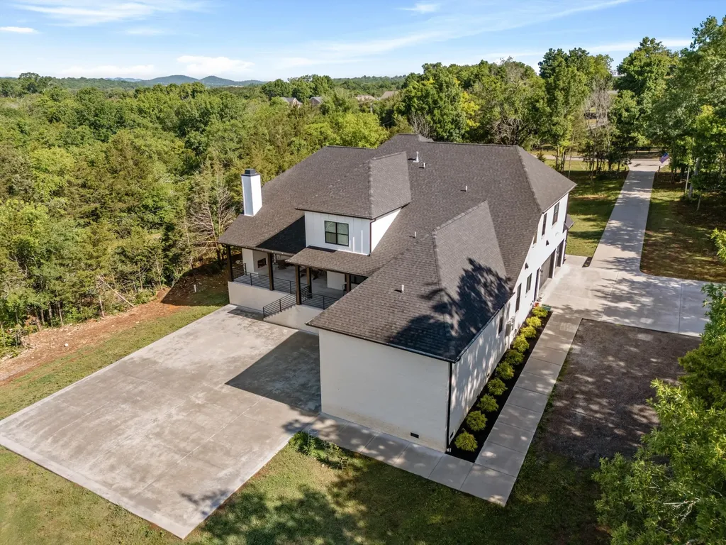 2085 Kidd Road Nolensville TN 37135