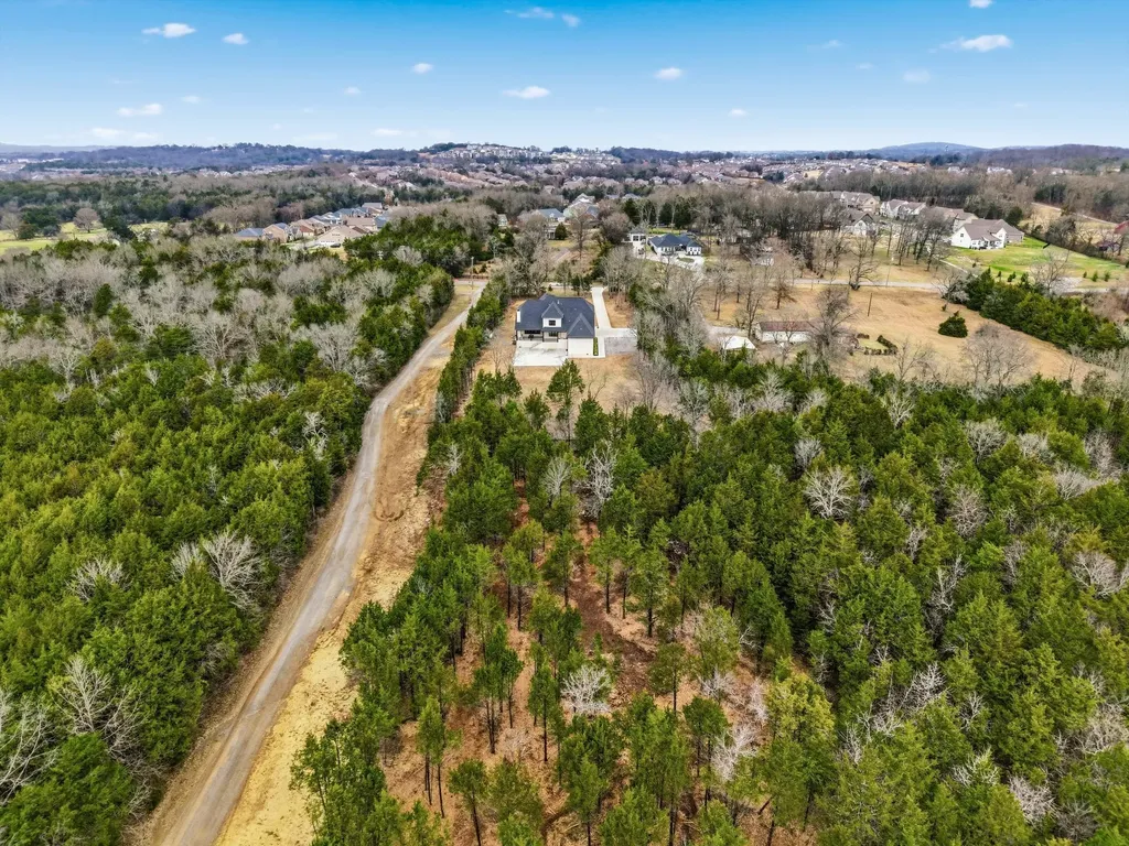 2085 Kidd Road Nolensville TN 37135