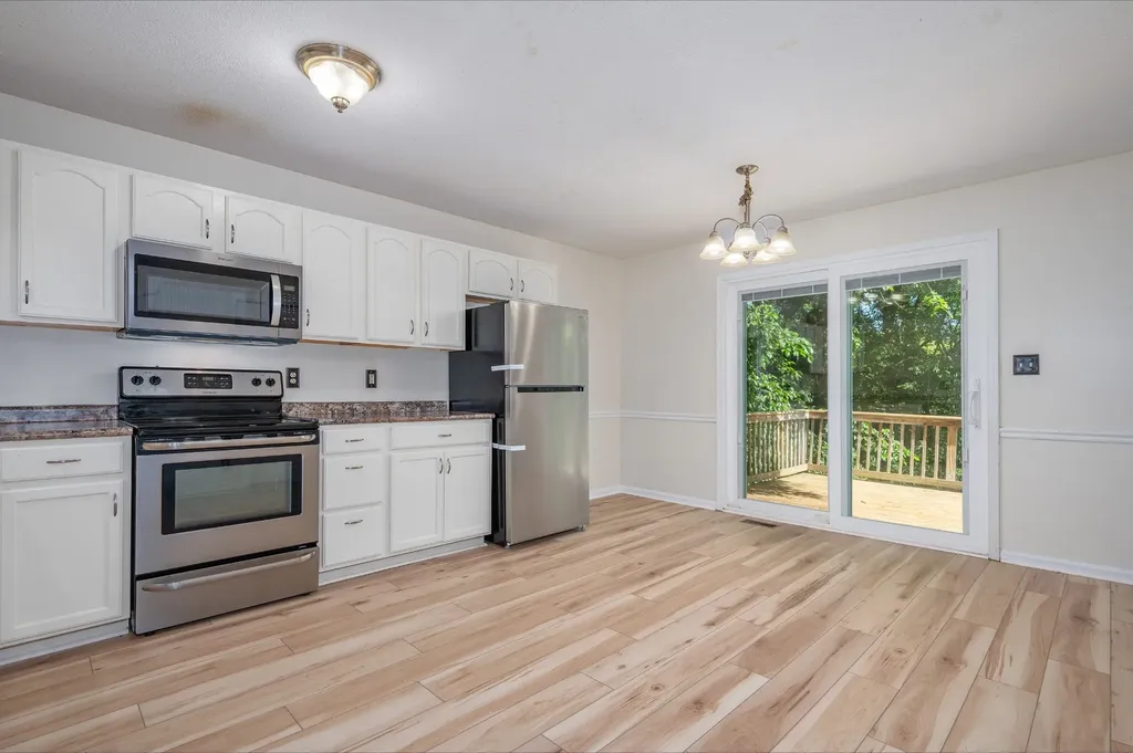 918 Hedge Apple Drive Clarksville TN 37040