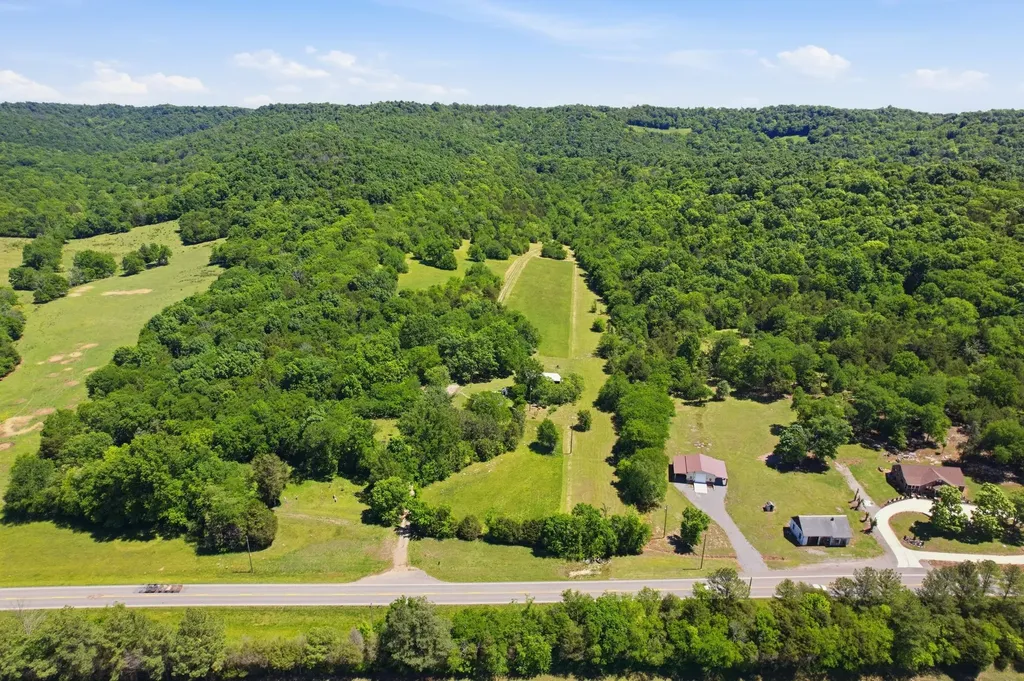 14991 Manchester Pike Christiana TN 37037
