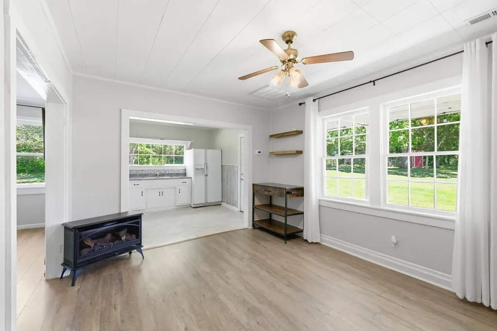 14991 Manchester Pike Christiana TN 37037