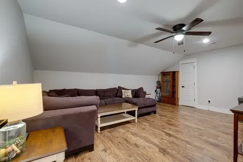1227 Stayton Road Cumberland Furnace TN 37051